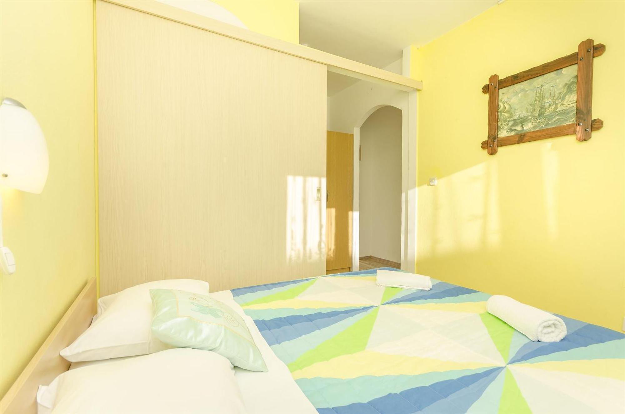 Apartments Rajka Vodice Kültér fotó
