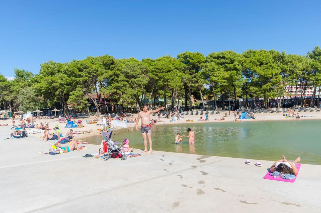 Apartments Rajka Vodice Kültér fotó